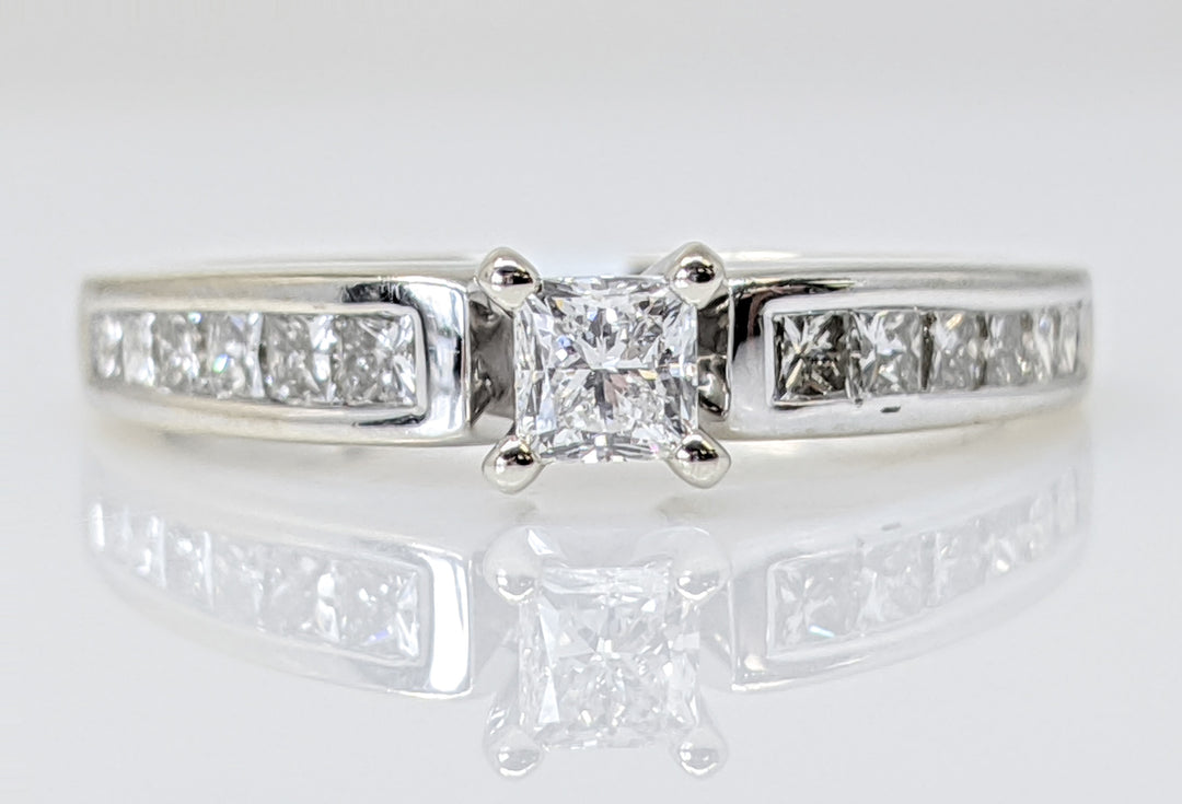14K WHITE .68 CARAT TOTAL WEIGHT I1 F DIAMOND PRINCESS CUT (13) ESTATE RING 3.4 GRAMS