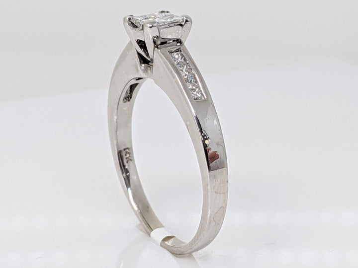 14K WHITE .72 CARAT TOTAL WEIGHT I1 I DIAMOND PRINCESS CUT (12) TENSION ESTATE RING 4.7 GRAMS