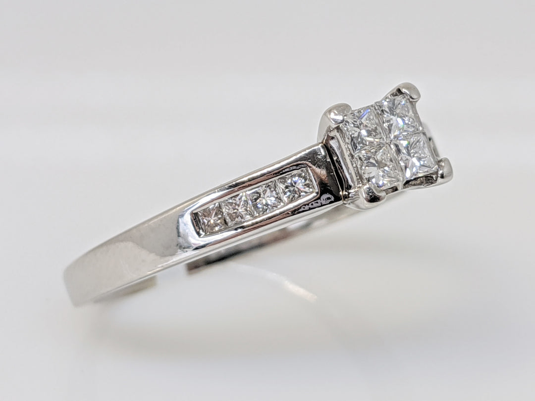 14K WHITE .72 CARAT TOTAL WEIGHT I1 I DIAMOND PRINCESS CUT (12) TENSION ESTATE RING 4.7 GRAMS