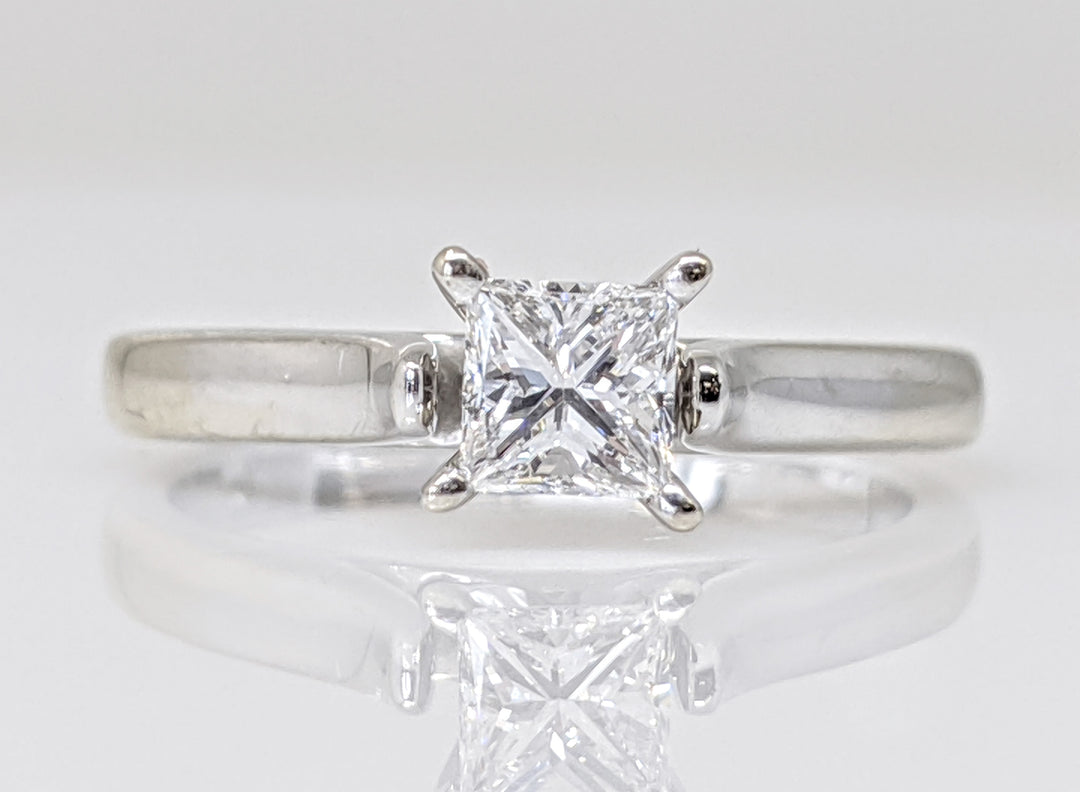 14K WHITE .38 CARAT TOTAL SI2 E DIAMOND PRINCESS CUT SOLITAIRE ESTATE RING 3.0 GRAMS