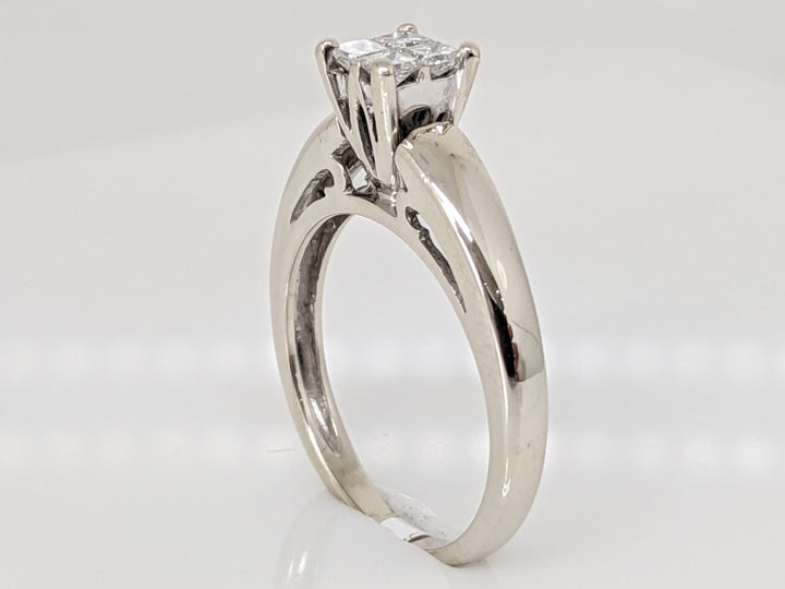 14K WHITE .36 CARAT TOTAL WEIGHT SI1 G DIAMOND PRINCESS CUT (4) ESTATE RING 2.9 GRAMS