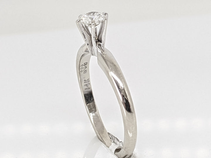 14K WHITE .22 CARAT TOTAL I1 K DIAMOND ROUND 6-PRONG SOLITARE ESTATE RING 1.8 GRAMS