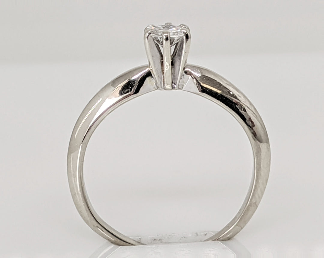 14K WHITE .20 CARAT TOTAL I1 H DIAMOND ROUND SOLITARE ESTATE RING 1.9 GRAMS