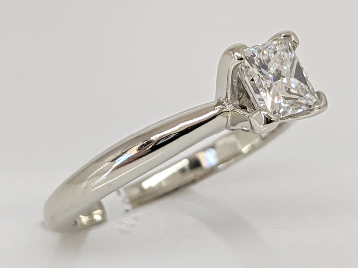 14K WHITE .66 CARAT TOTAL VS2 F DIAMOND PRINCESS CUT SOLITAIRE ESTATE RING 2.9 GRAMS
