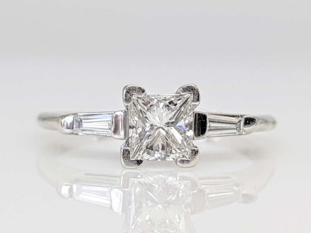 14K WHITE .53 CARAT TOTAL VS1 I DIAMOND PRINCESS CUT WITH (2) BAGUETTE TAPERED ESTATE RING