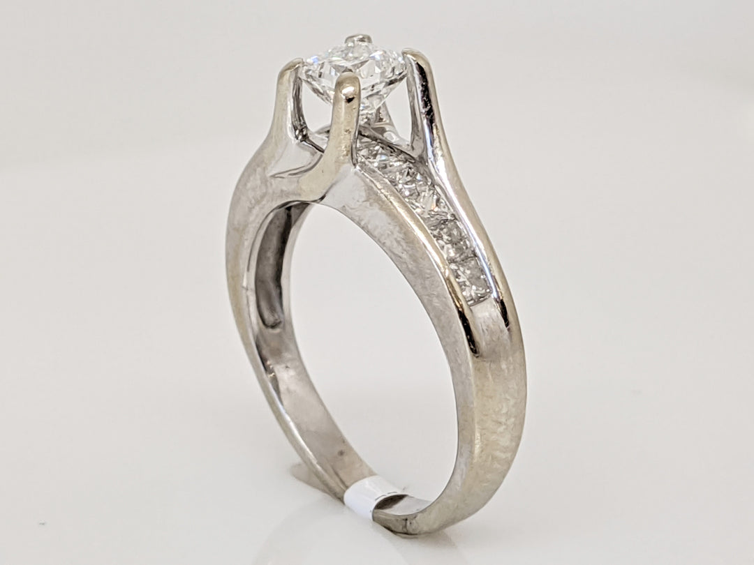 14K WHITE .99 CARAT TOTAL WEIGHT I1 F DIAMOND PRINCESS CUT (11) ESTATE RING 3.9G