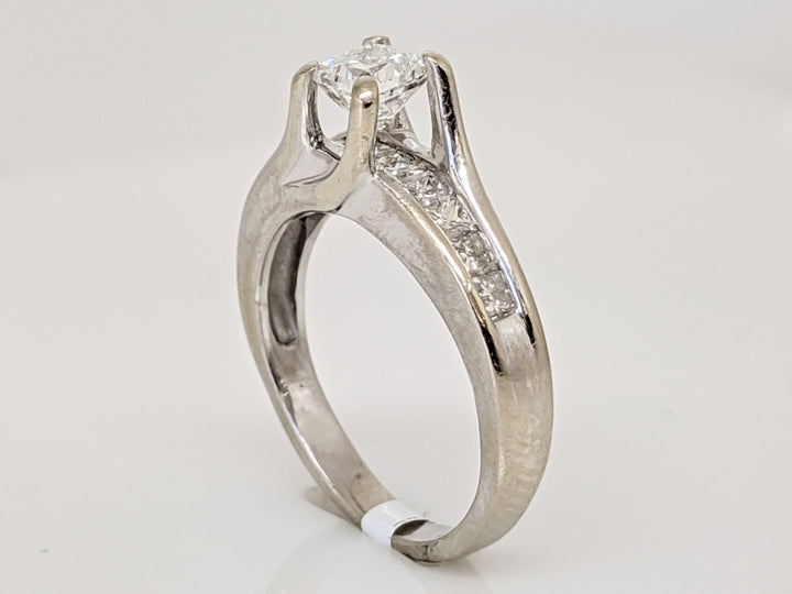 14K WHITE .99 CARAT TOTAL WEIGHT I1 F DIAMOND PRINCESS CUT (11) ESTATE RING 3.9G