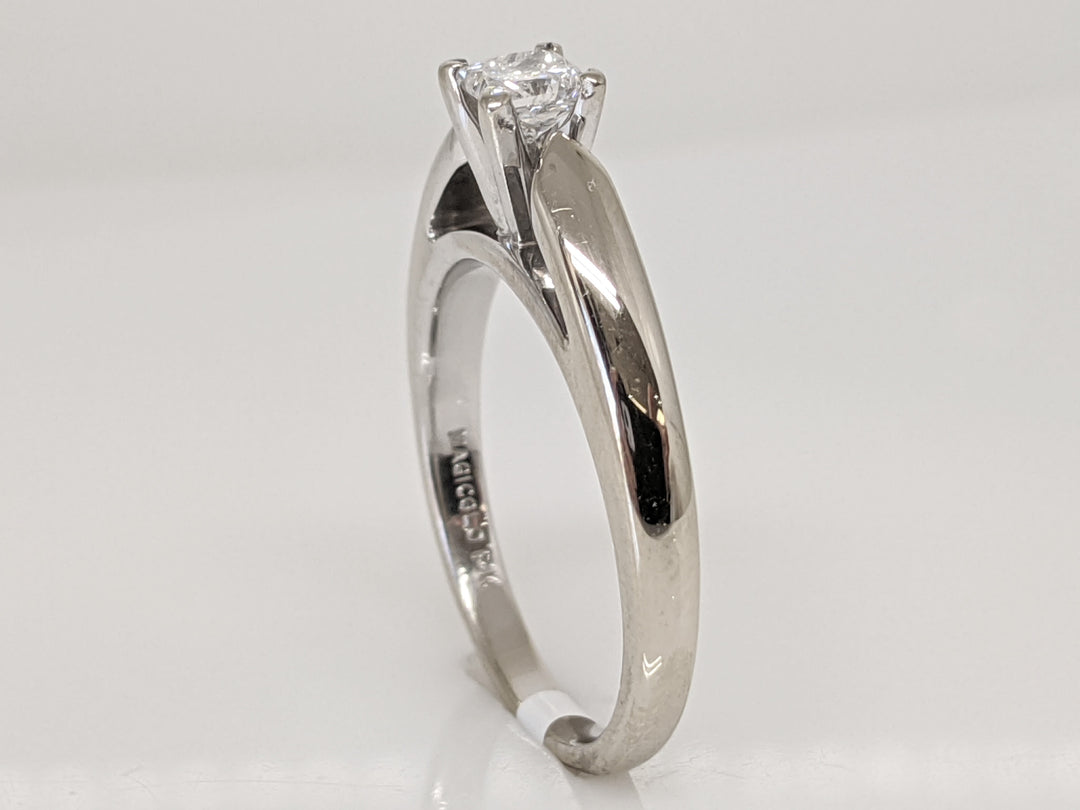 14K WHITE .37 CARAT TOTAL WEIGHT I1 E DIAMOND PRINCESS CUT RAISED SHANK SOLITAIRE ESTATE RING 4.5 GRAMS