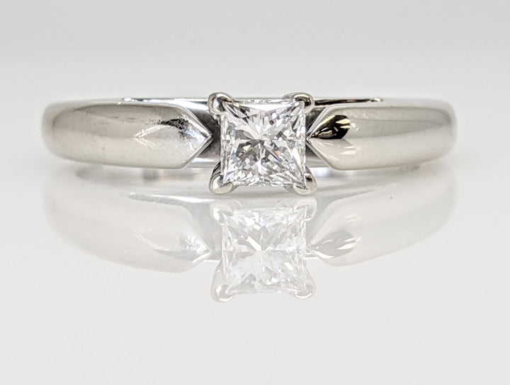 14K WHITE .37 CARAT TOTAL WEIGHT I1 E DIAMOND PRINCESS CUT RAISED SHANK SOLITAIRE ESTATE RING 4.5 GRAMS