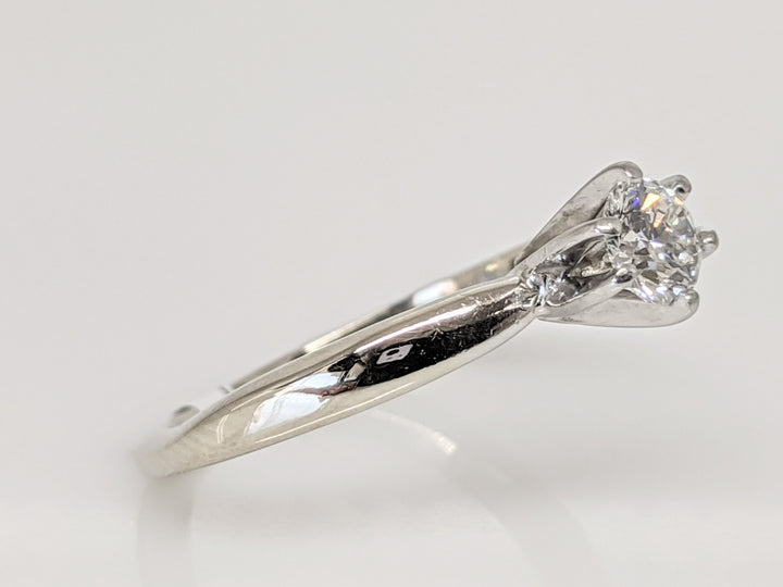 14K WHITE .34 CARAT TOTAL WEIGHT SI1 G DIAMOND ROUND SOLITAIRE ESTATE RING 3.2 GRAMS