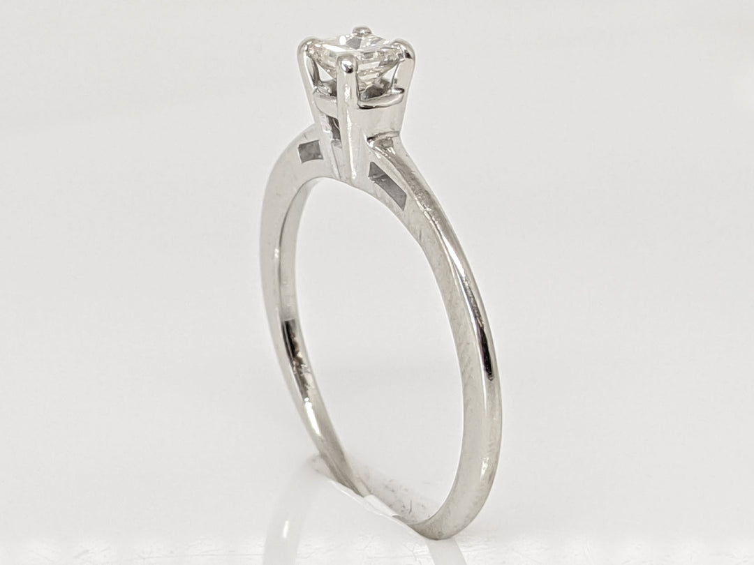 14K WHITE .21 CARAT TOTAL SI1 F DIAMOND PRINCESS CUT SOLITAIRE ESTATE RING 1.8 GRAMS