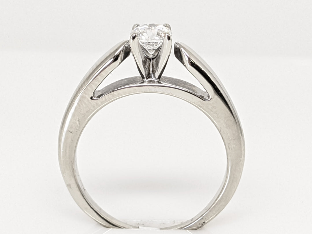 14K WHITE .33 CARAT TOTAL SI1 G DIAMOND ROUND RAISED SHANK SOLITAIRE ESTATE RING 4.1 GRAMS