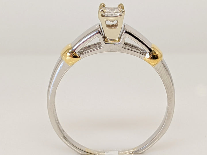 14K TWO-TONE .25 CARAT TOTAL I1 I DIAMOND PRINCESS CUT ESTATE RING 5.3 GRAMS
