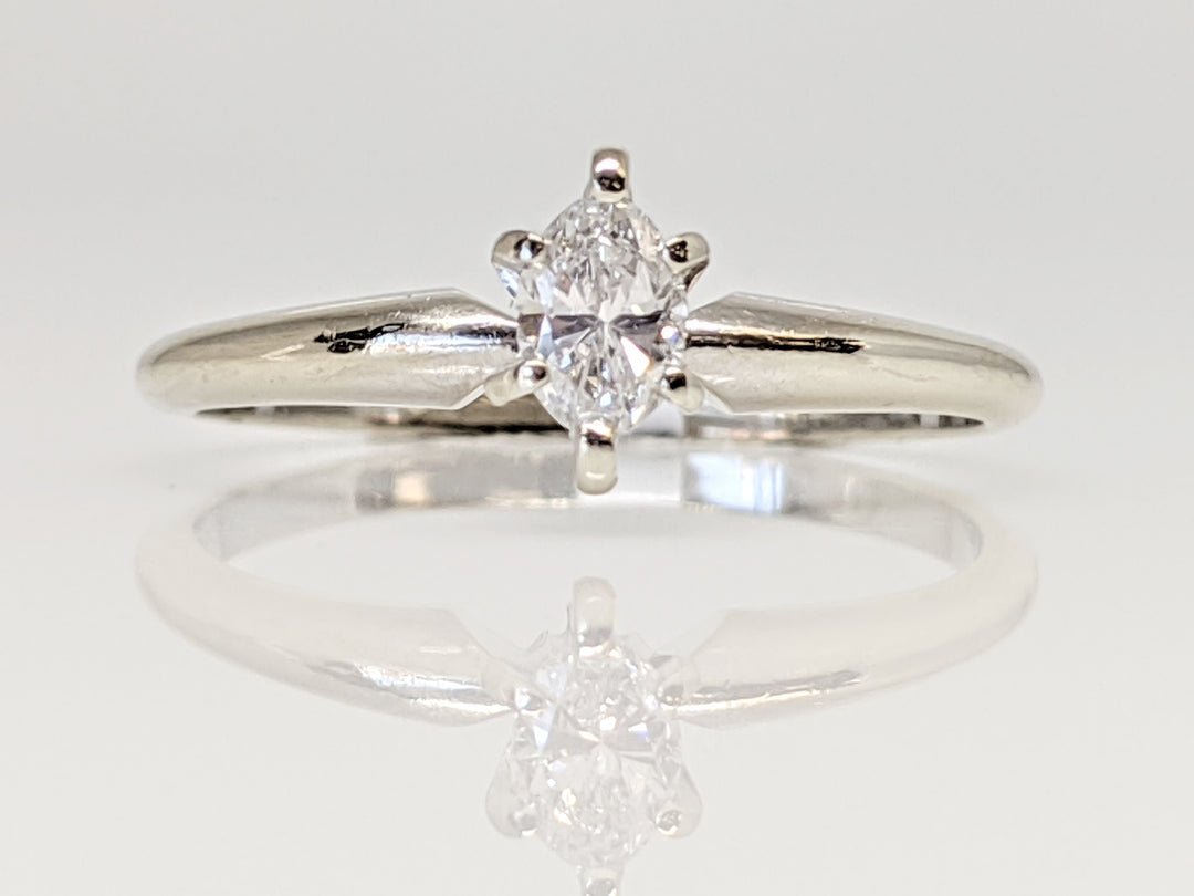 14K WHITE .25 CARAT TOTAL SI1 G DIAMOND MARQUISE SOLITAIRE ESTATE RING 1.7 GRAMS