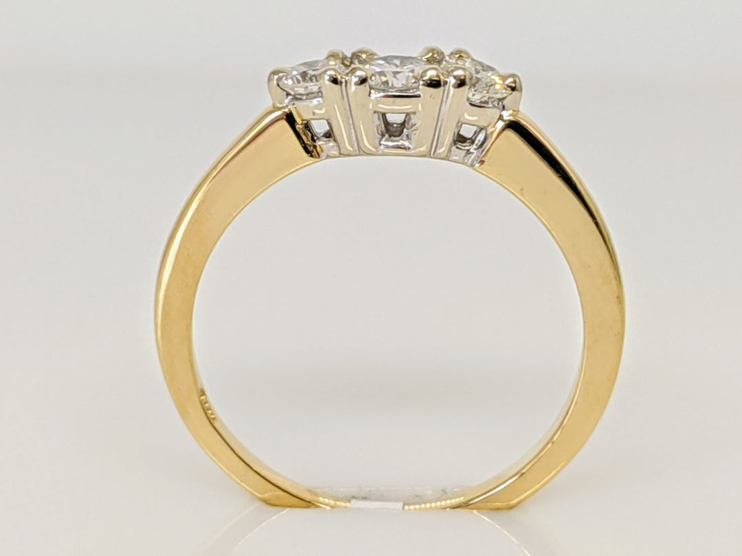 14K .44 CARAT TOTAL WEIGHT SI1 G DIAMOND ROUND (3) TRINITY ESTATE RING 2.3 GRAMS