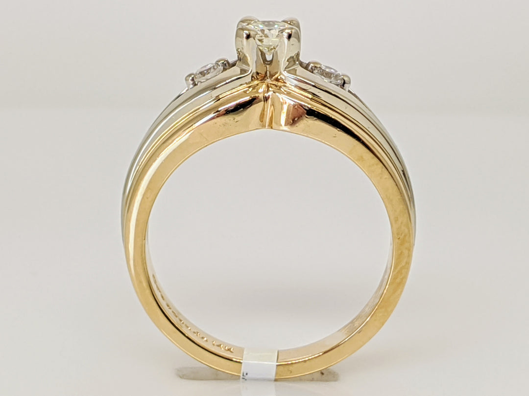 14K TWO TONE .27 CARAT TOTAL WEIGHT DIAMOND ROUND (3) TRINITY ESTATE RING 5.7 GRAMS