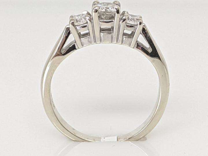 14K WHITE .40 CARAT TOTAL WEIGHT SI2 I DIAMOND ROUND (3) TRINITY ESTATE RING 2.7 GRAMS