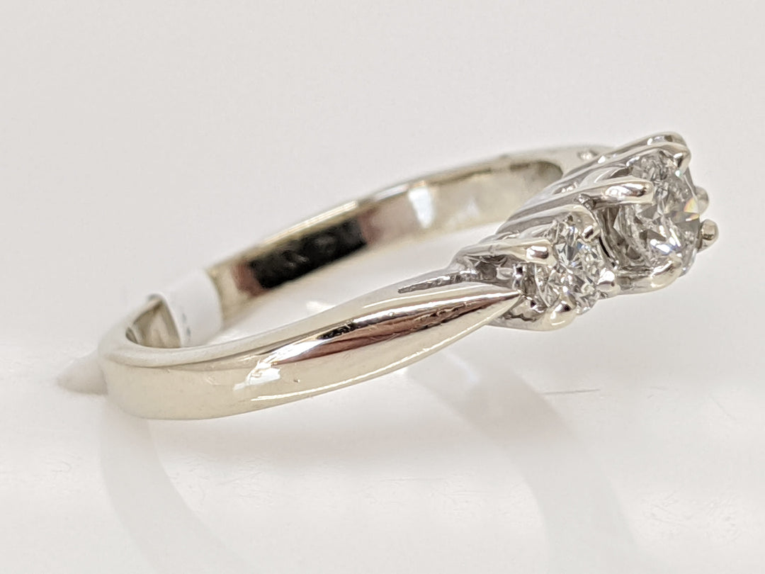 14K WHITE .40 CARAT TOTAL WEIGHT SI2 I DIAMOND ROUND (3) TRINITY ESTATE RING 2.7 GRAMS