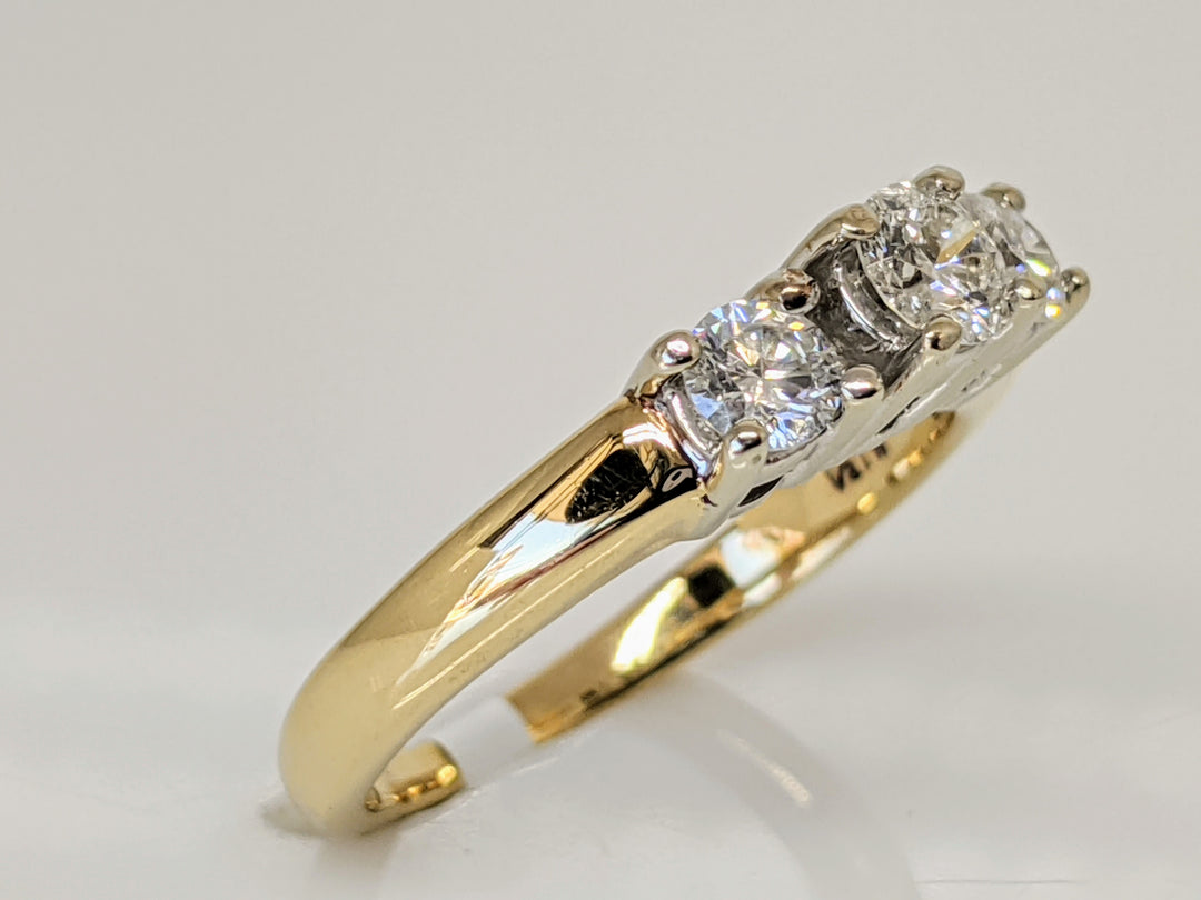 14K .50 CARAT TOTAL WEIGHT I1 F DIAMOND ROUND (3) TRINITY ESTATE RING 2.8 GRAMS
