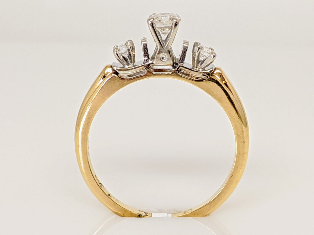 14K .33 CARAT TOTAL WEIGHT VS2 H DIAMOND ROUND (3) TRINITY ESTATE RING 2.9 GRAMS