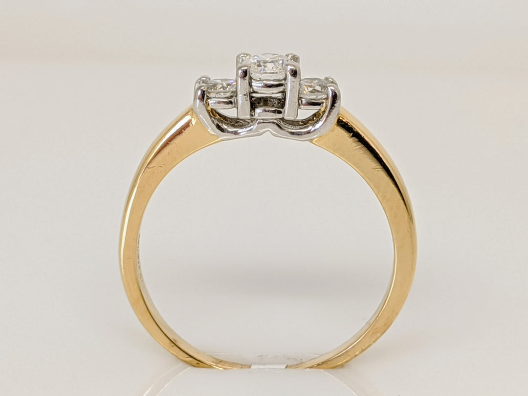 14K .45 CARAT TOTAL WEIGHT I1 H DIAMOND ROUND (3) TRINITY ESTATE RING 3.1 GRAMS