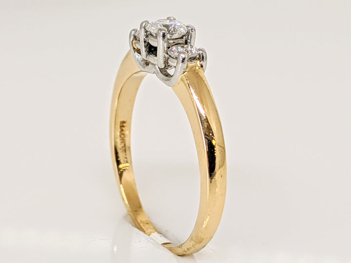 14K .45 CARAT TOTAL WEIGHT I1 H DIAMOND ROUND (3) TRINITY ESTATE RING 3.1 GRAMS