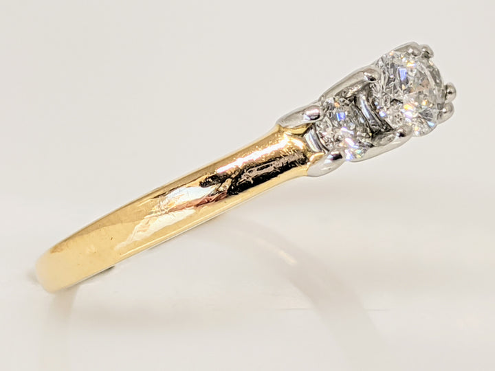 14K .45 CARAT TOTAL WEIGHT I1 H DIAMOND ROUND (3) TRINITY ESTATE RING 3.1 GRAMS
