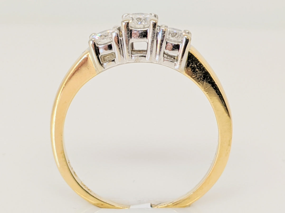 14K .46 CARAT TOTAL WEIGHT I2 G DIAMOND ROUND (3) TRINITY ESTATE RING 3.2 GRAMS