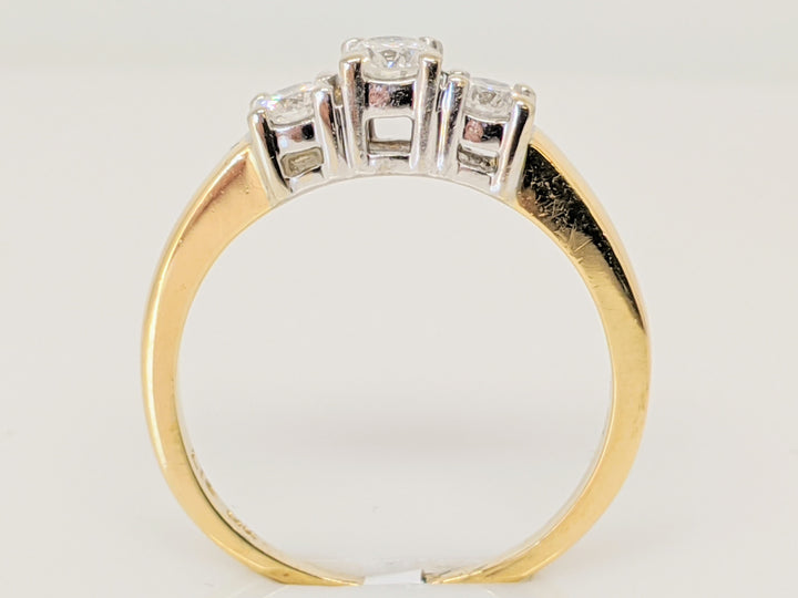 14K .46 CARAT TOTAL WEIGHT I2 G DIAMOND ROUND (3) TRINITY ESTATE RING 3.2 GRAMS