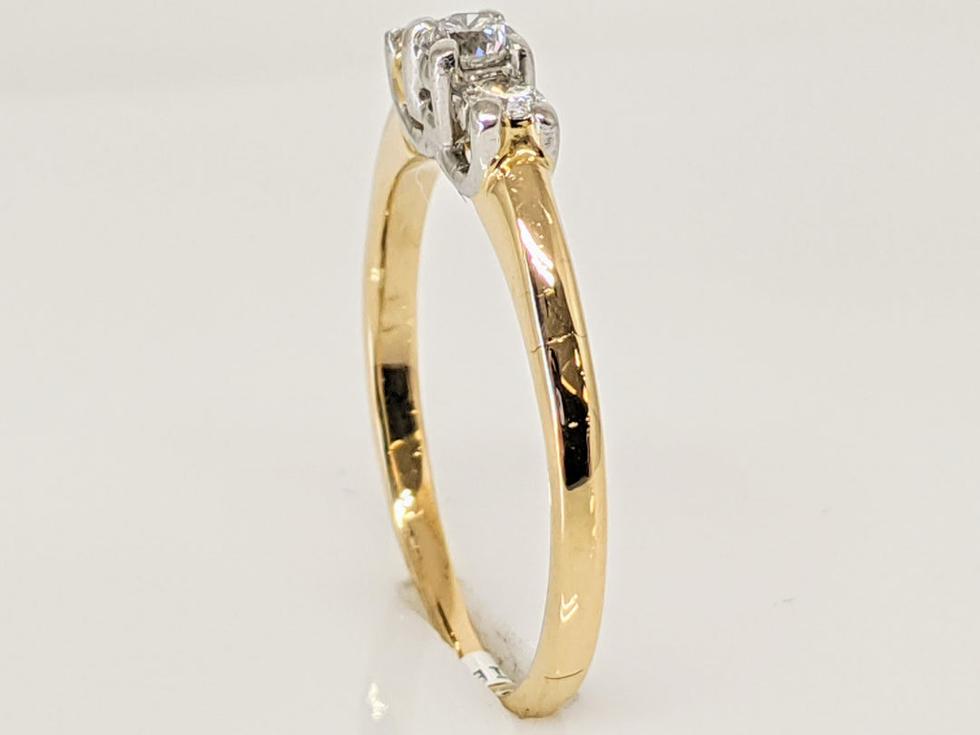 14K .22 CARAT TOTAL WEIGHT SI2 I DIAMOND ROUND (3) TRINITY ESTATE RING 2.1 GRAMS