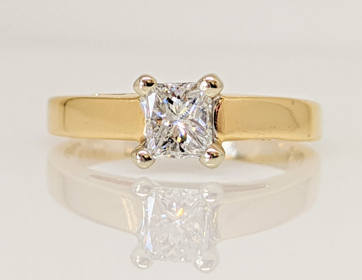 14K .54 CARAT TOTAL I1 E DIAMOND PRINCESS CUT SOLITAIRE ESTATE RING 2.7 GRAMS