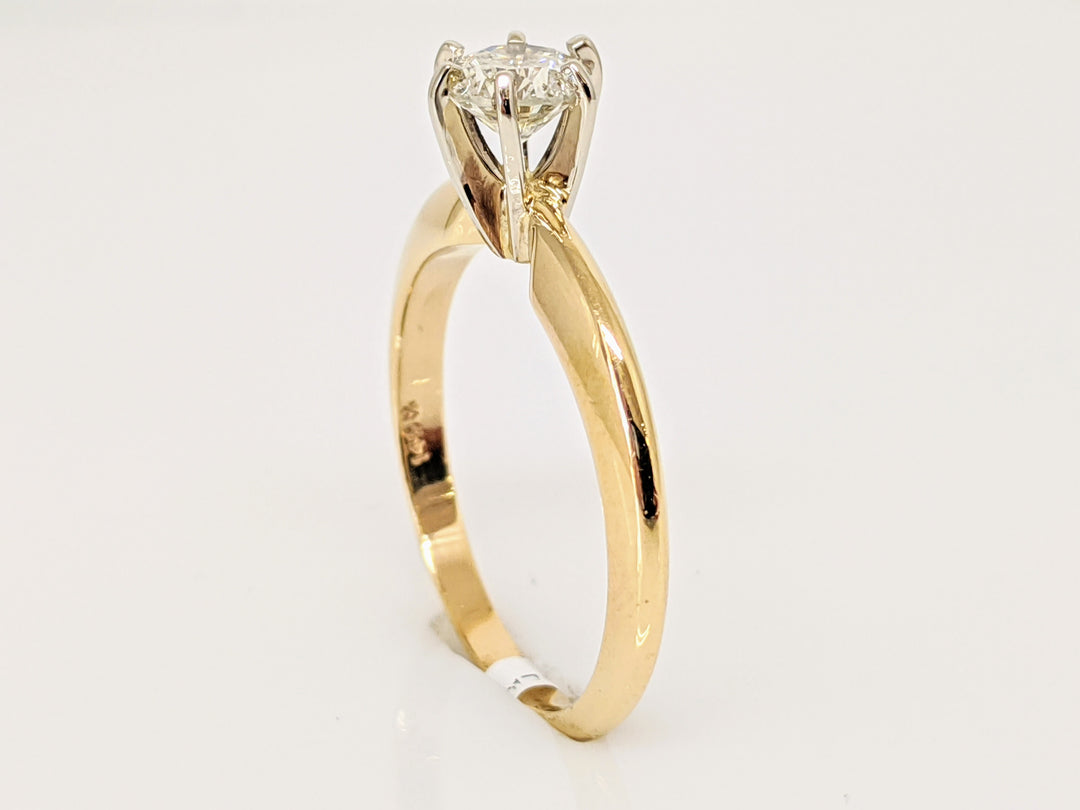 14K .53 CARAT TOTAL I1 H DIAMOND ROUND SOLITAIRE ESTATE RING 2.6 GRAMS