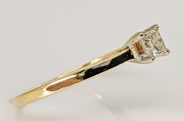 14K .36 CARAT TOTAL I1 J DIAMOND PRINCESS CUT SOLITAIRE ESTATE RING 2.2 GRAMS