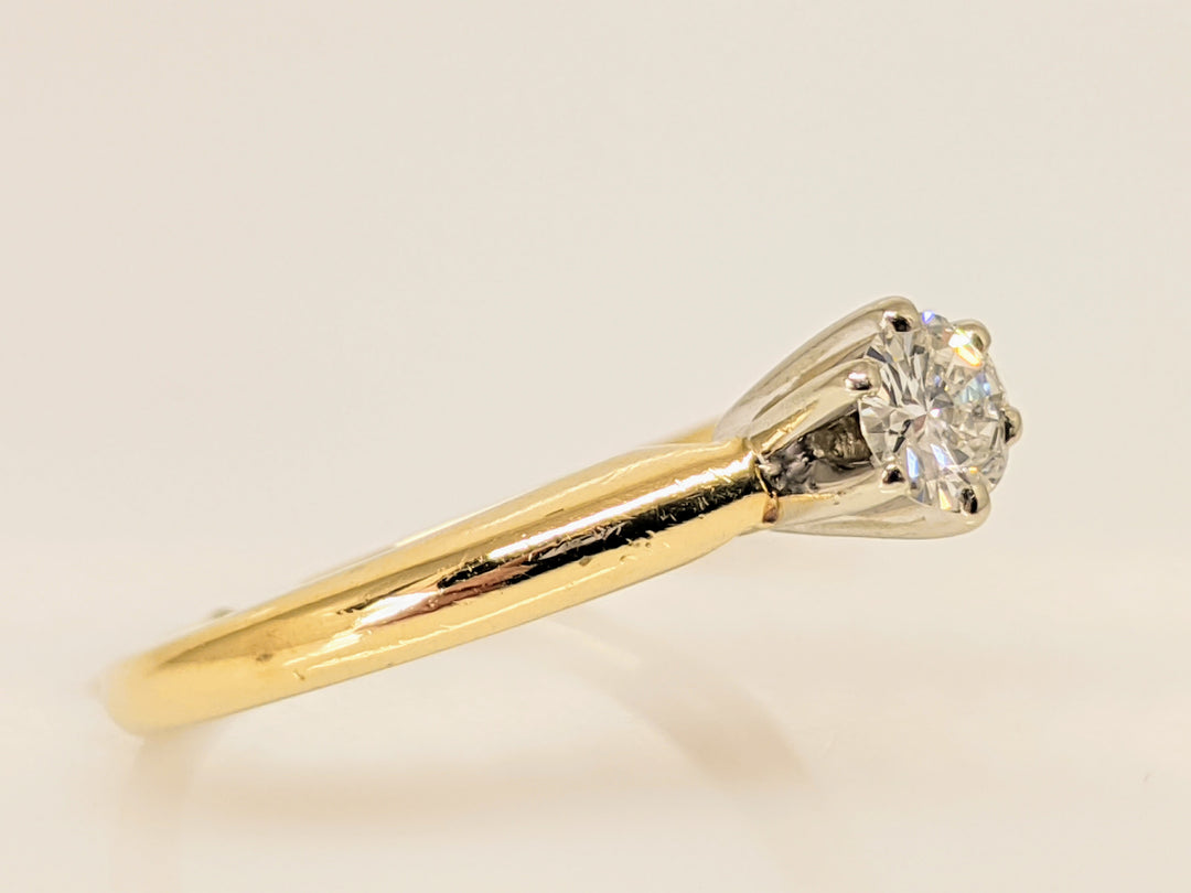 14K .27 CARAT TOTAL I1 I DIAMOND ROUND SOLITAIRE ESTATE RING 2.9 GRAMS