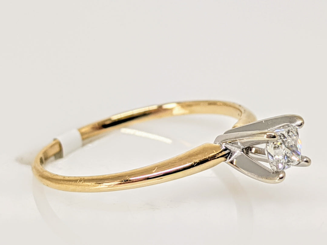 14K .16 CARAT TOTAL SI1 G DIAMOND PRINCESS CUT SOLITAIRE ESTATE RING 1.1 GRAMS