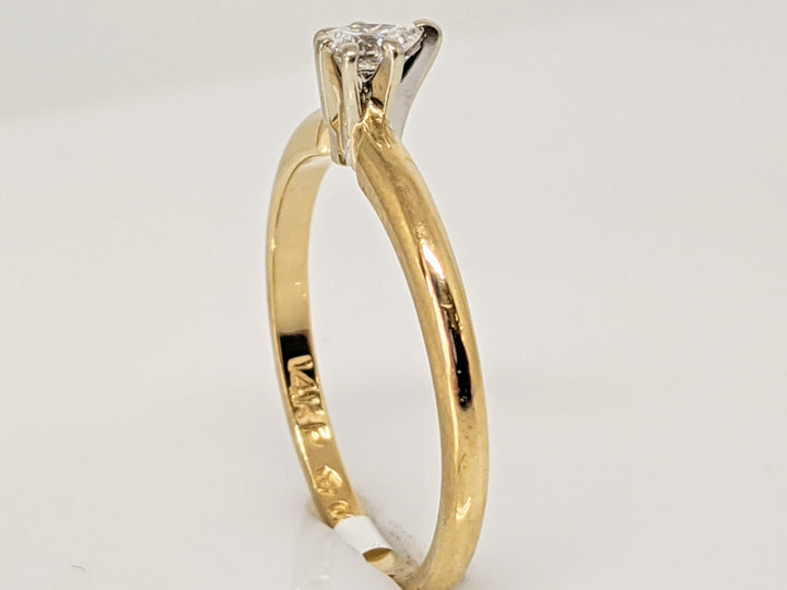 14K .14 CARAT TOTAL SI2 G DIAMOND PEAR SOLITAIRE ESTATE RING 1.6 GRAMS