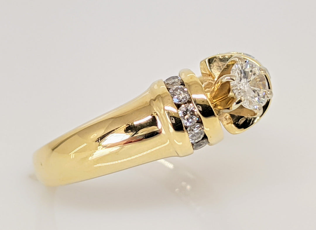 14K .42 CARAT TOTAL WEIGHT I1 H DIAMOND ROUND (11) ESTATE RING 5.1 GRAMS