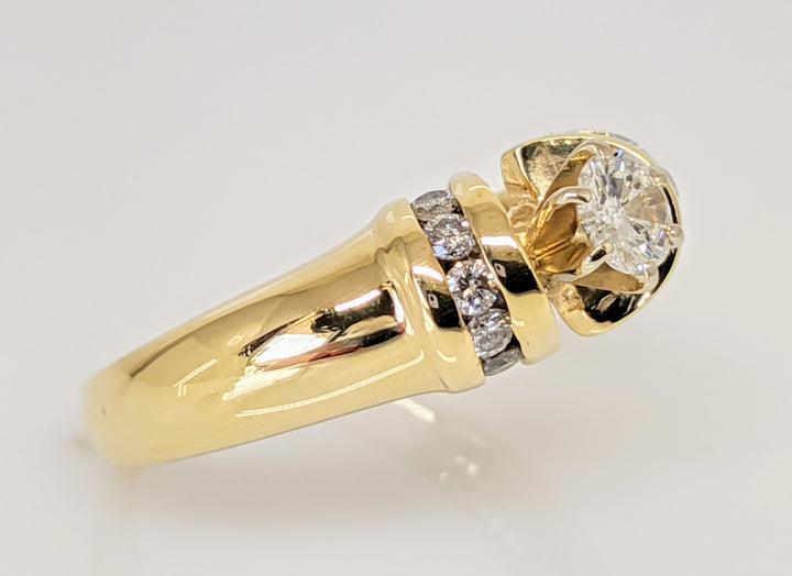 14K .42 CARAT TOTAL WEIGHT I1 H DIAMOND ROUND (11) ESTATE RING 5.1 GRAMS