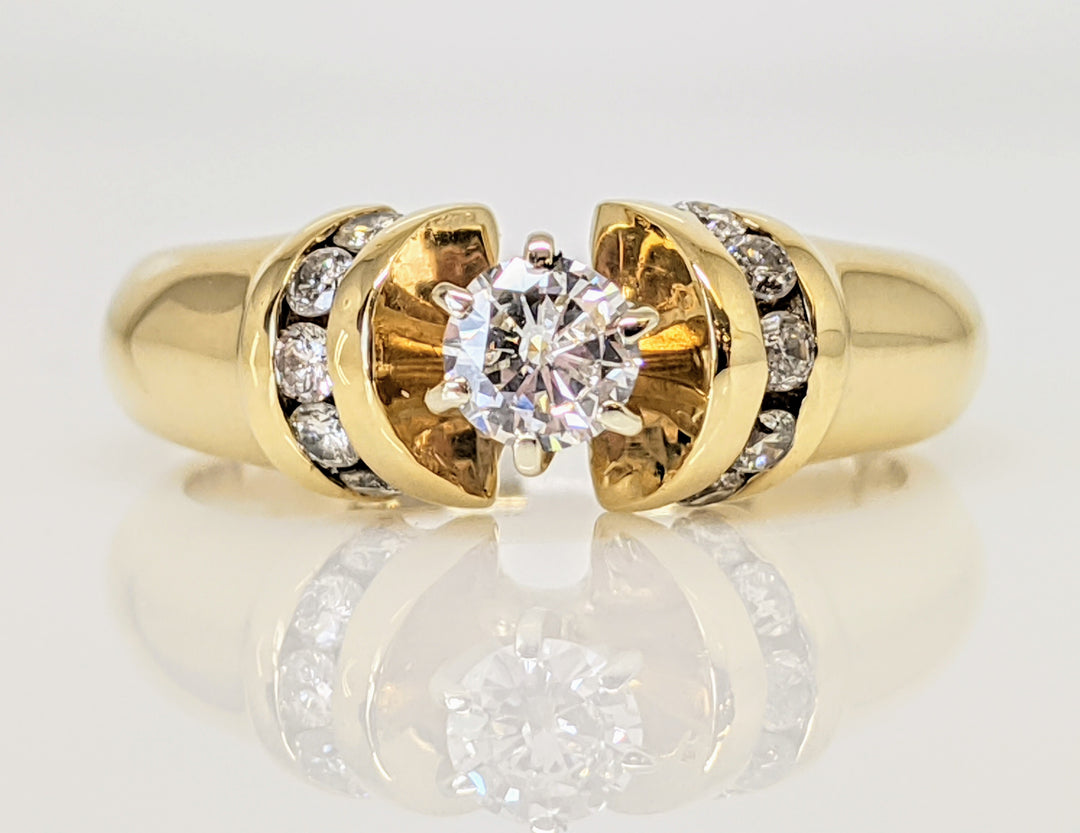 14K .42 CARAT TOTAL WEIGHT I1 H DIAMOND ROUND (11) ESTATE RING 5.1 GRAMS