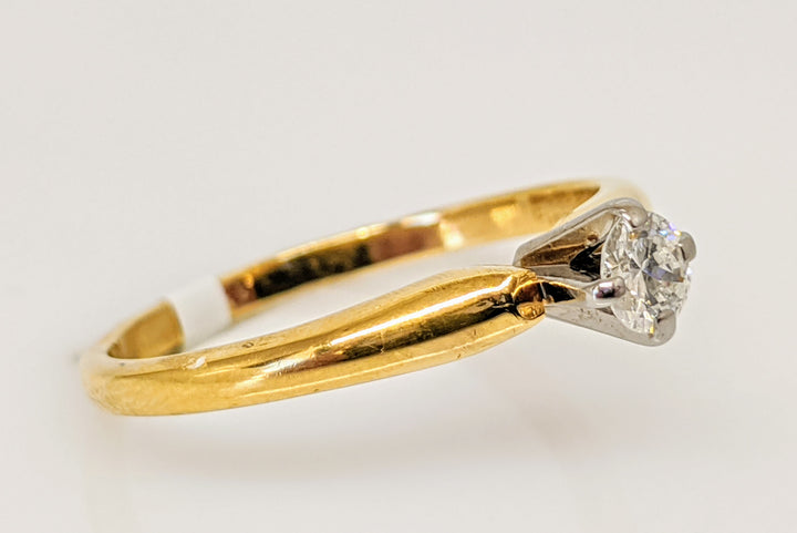 18K .20 CARAT TOTAL SI2 G DIAMOND ROUND 4-PRONG SOLITARE ESTATE RING 2.7 GRAMS
