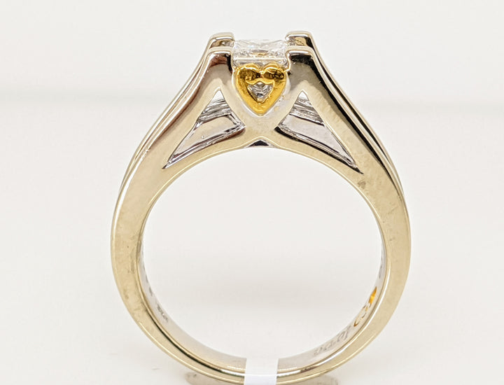 14K WHITE/24K .76 CARAT TOTAL WEIGHT I1 F DIAMOND PRINCESS CUT WITH (12) ROUND MELEE ESTATE RING 7.2G