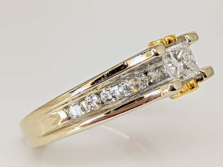 14K WHITE/24K .76 CARAT TOTAL WEIGHT I1 F DIAMOND PRINCESS CUT WITH (12) ROUND MELEE ESTATE RING 7.2G