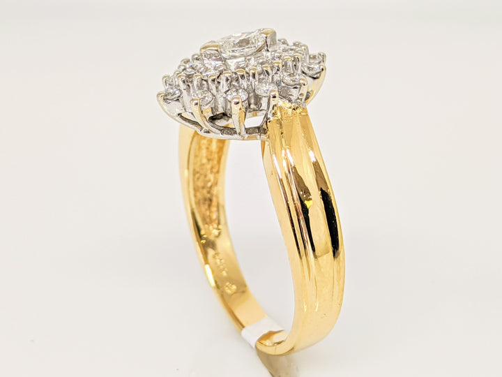 14K .63 CARAT TOTAL WEIGHT SI2 G DIAMOND MARQUISE CUT (1) ROUND (24) ESTATE CLUSTER RING 4.9 GRAMS