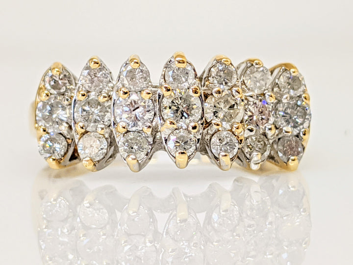 10K .93 CARAT TOTAL WEIGHT I1 J-K DIAMOND ROUND (21) CLUSTER ESTATE RING 3.2 GRAMS