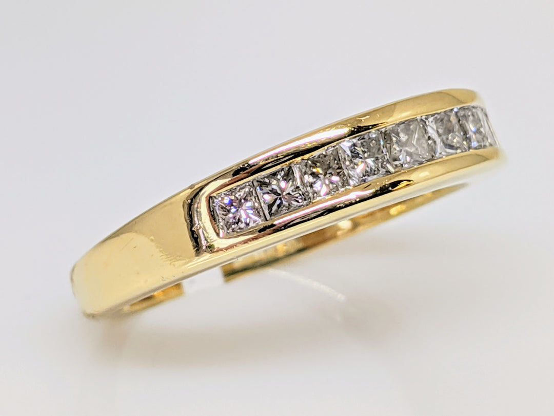 14K .63 CARAT TOTAL WEIGHT I1 G DIAMOND PRINCESS CUT (9) CHANNEL SET ESTATE BAND 3.1 GRAMS