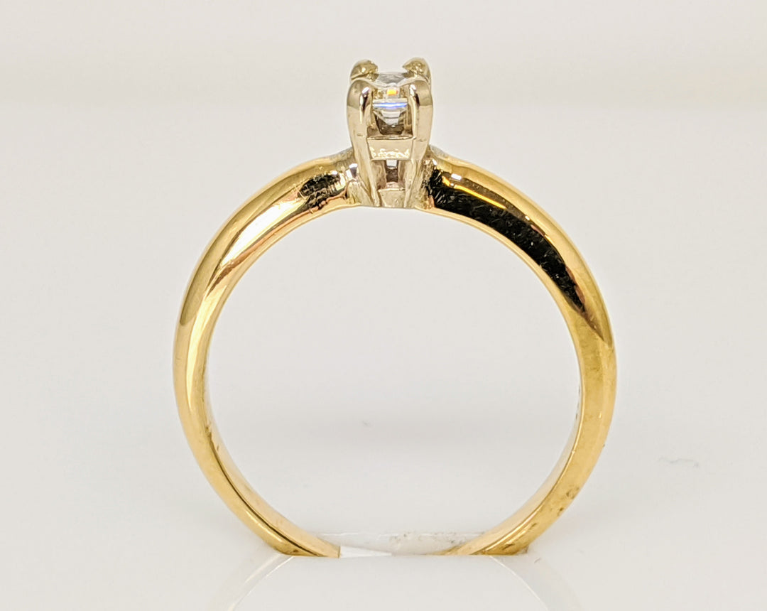 14K .17 CARAT TOTAL VS2 H DIAMOND EMERALD CUT SOLITAIRE ESTATE RING 2.4 GRAMS