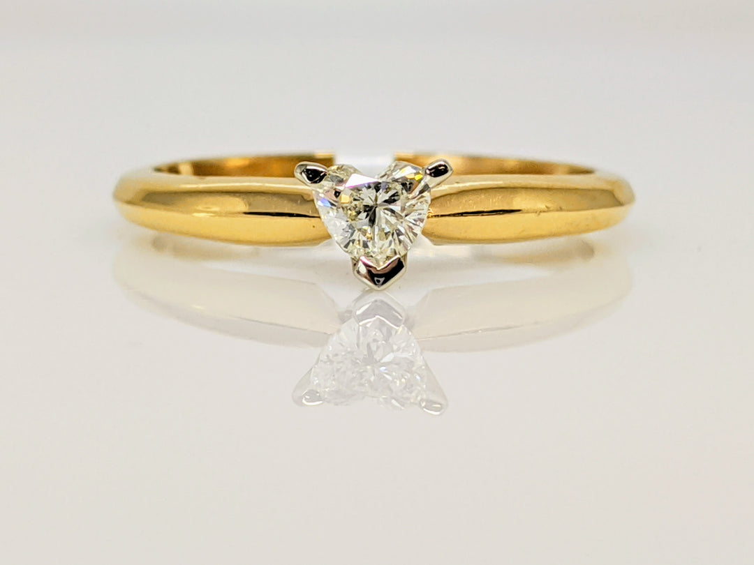 14K .22 CARAT TOTAL SI M DIAMOND HEART SOLITAIRE ESTATE RING 2.3 GRAMS