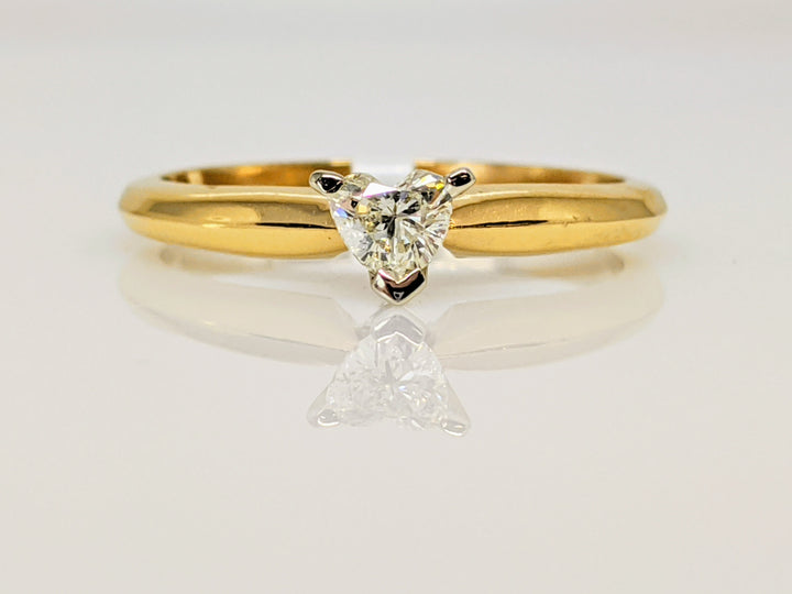 14K .22 CARAT TOTAL SI M DIAMOND HEART SOLITAIRE ESTATE RING 2.3 GRAMS