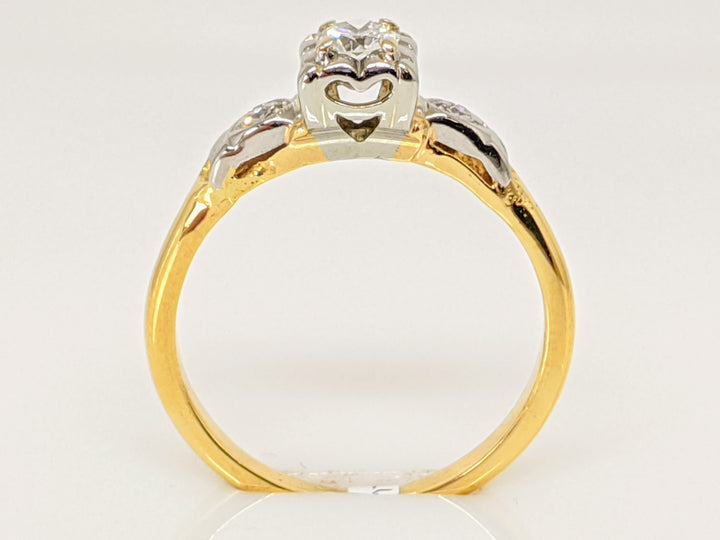 14K .18 CARAT TOTAL WEIGHT SI2 H DIAMOND ROUND (3) VINTAGE SOLITAIRE ESTATE RING 1.8 GRAMS
