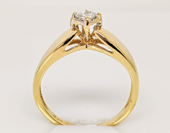 14K .18 CARAT TOTAL DIAMOND PRINCESS CUT FANCY SHANK SOLITAIRE ESTATE RING 2.0 GRAMS